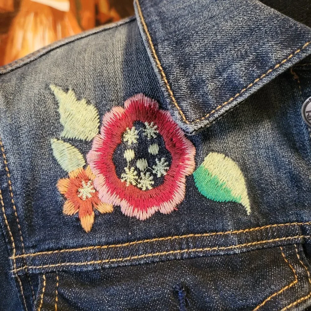 Driftwood Embroidered Jean Jacket - Picture 4 of 7